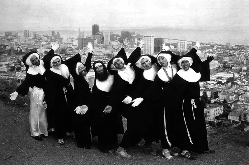 Les premières Sœurs de la Perpétuelle Indulgence à San Francisco