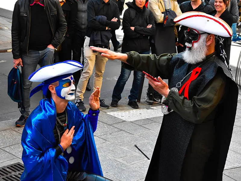 Sœur GC Luna Krypton élevant Mercury au rang de Garde-Cuisses