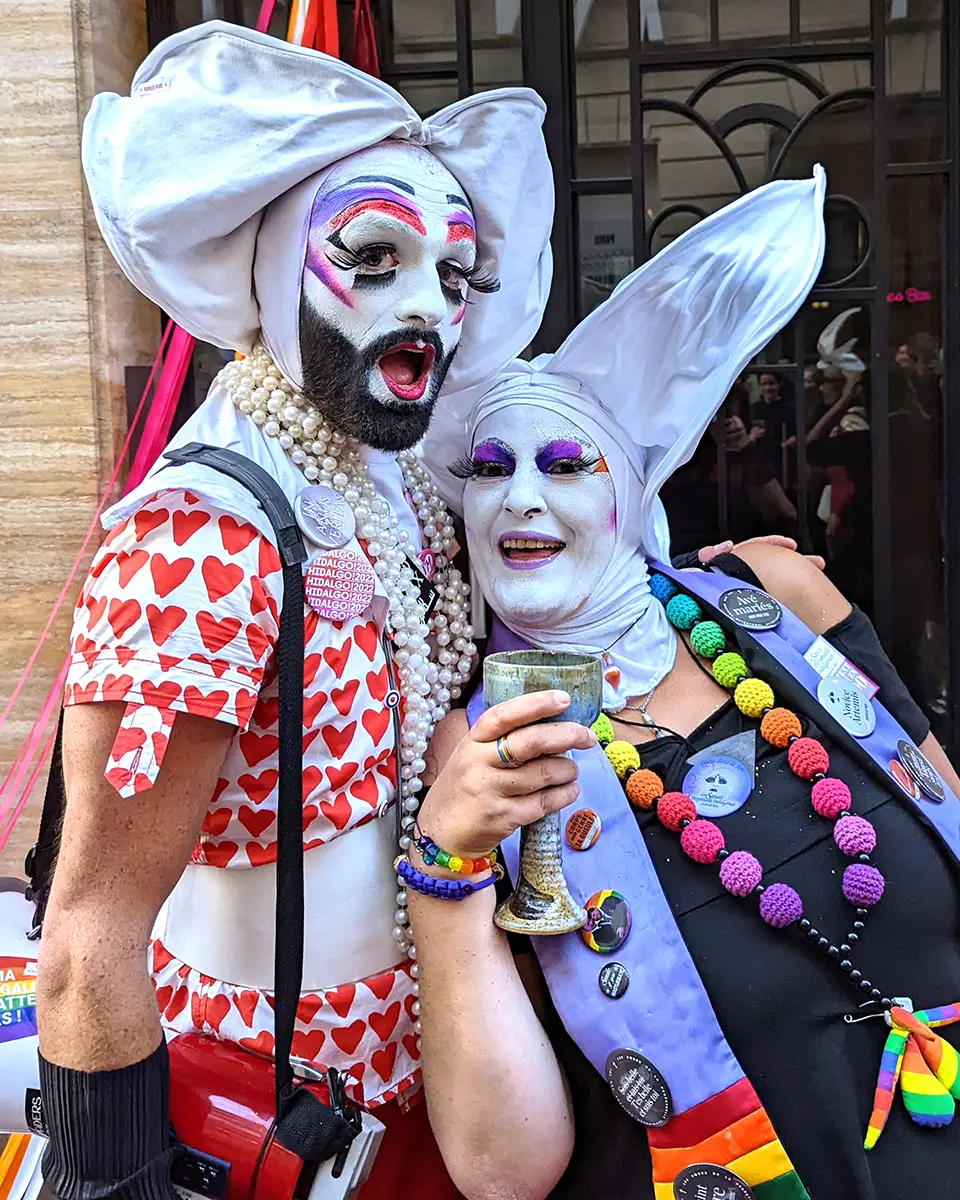 Sœur YOUtopia et Sœur Artémis, marraine et filleule