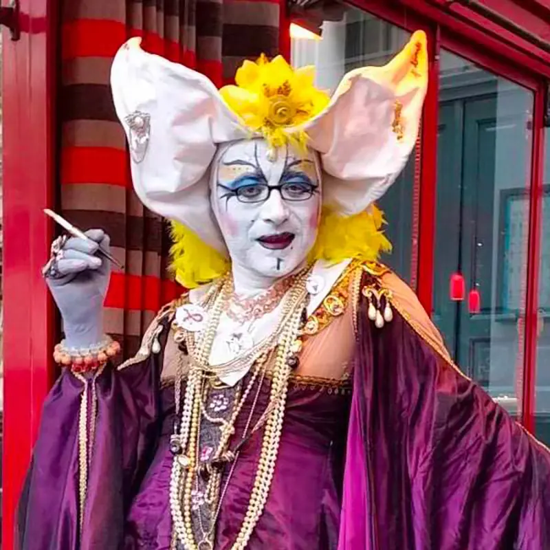 Amora Forte de la Monte-au-Nez